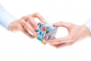 la importancia de aprender a gestionar las redes sociales
